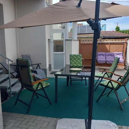 Apartamento V Centru Lanžhot Exterior foto