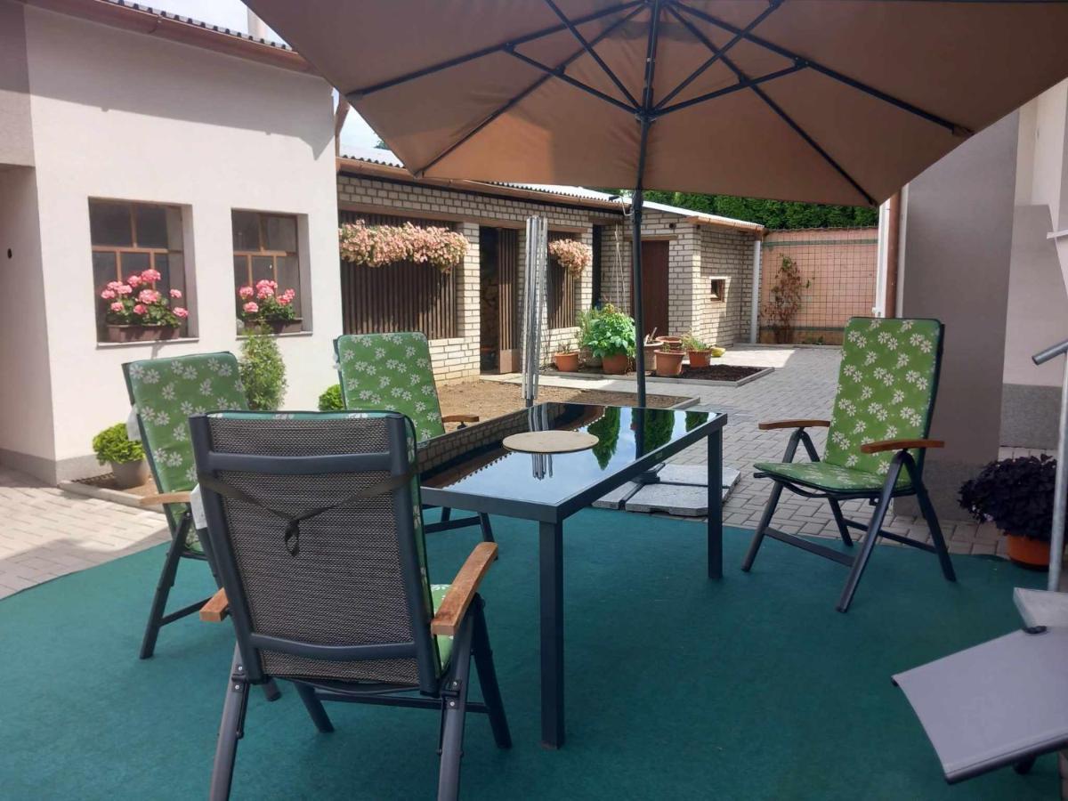 Apartamento V Centru Lanžhot Exterior foto